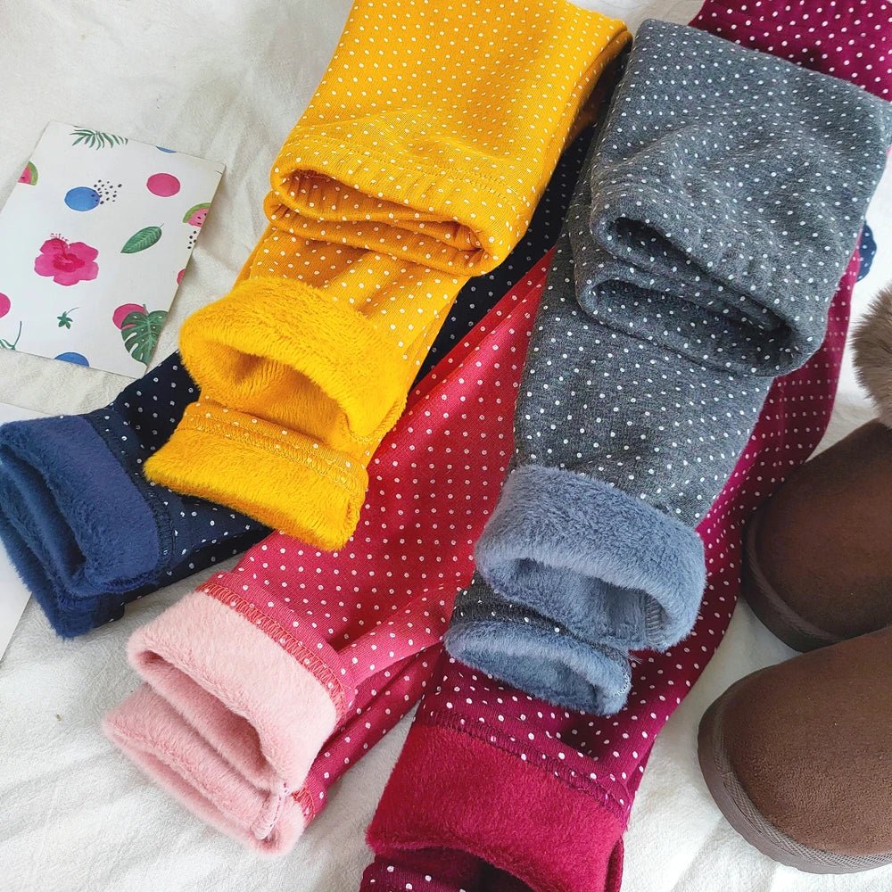 Calça Legging Peluciada Infantil ⚪ Dots - Mãe Compra De Mãe