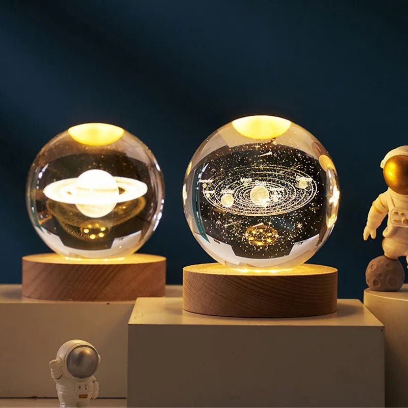 #DecoraçãoDoQuarto Luminária 3D com Luz de Led | Astronauta | Sistema Solar - Mãe Compra De Mãe