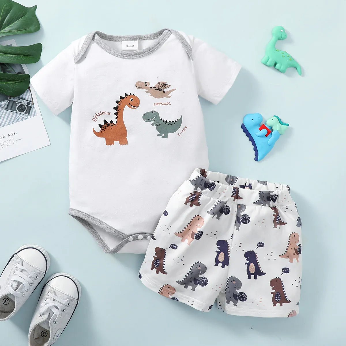 0-24 meses | Cj. 2pcs Dino Baby | Body+Shorts com Frete Grátis para todo Brasil | por Apenas R$ 89.90! Compre Agora em Mãe Compra De Mãe