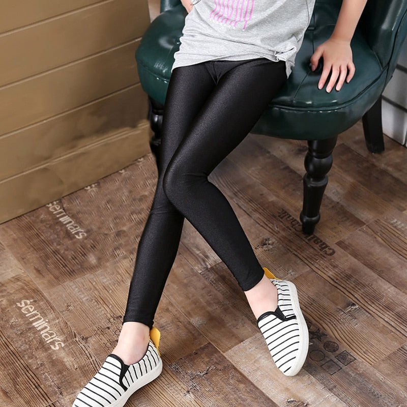 2-14 anos | Calça Legging Preta Slim Brilho - Mãe Compra De Mãe