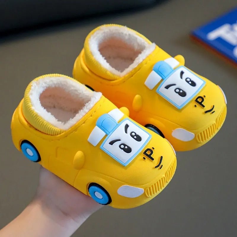 Pantufa Infantil Peluciada #Cars Tam: 21-34 - Mãe Compra De Mãe