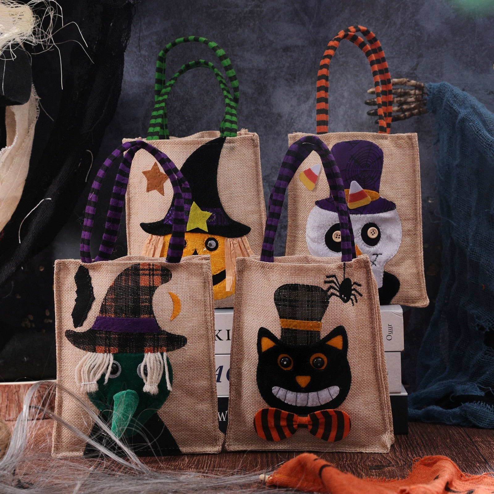 Sacolinha Halloween Doces ou Travessuras - Mãe Compra De Mãe