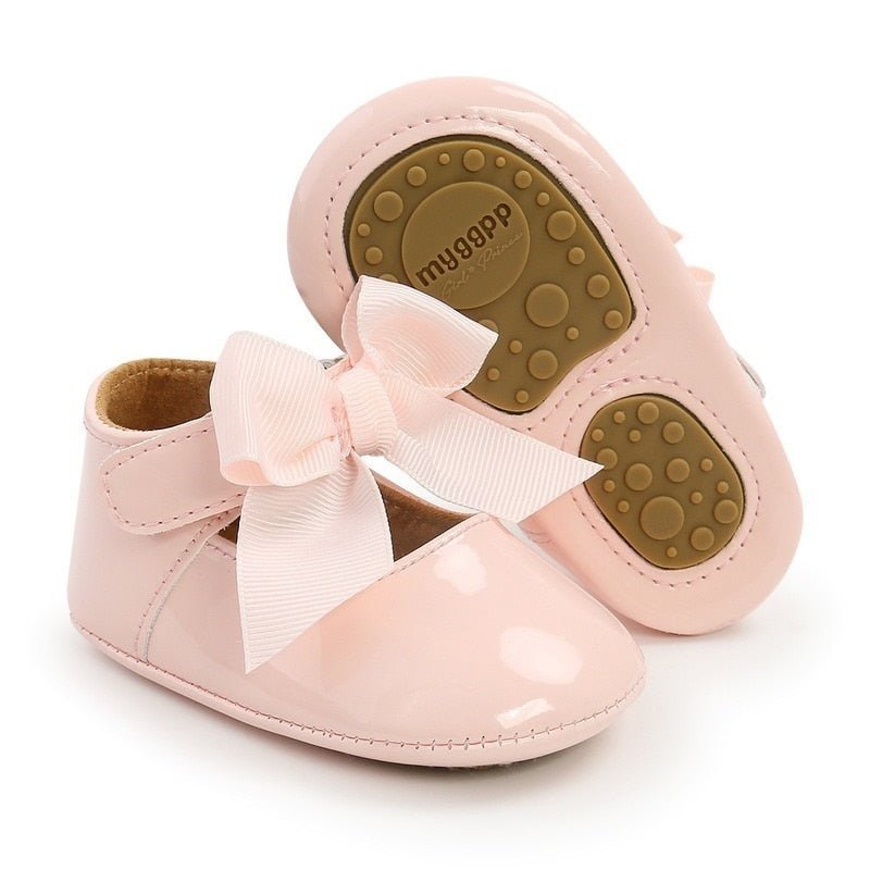 Sapatinhos de Bebê Verniz #Meninas Antiderrapante | Tam: 0-18 meses - Mãe Compra De Mãe